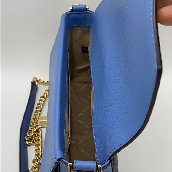 MICHAEL KORS KINSLEY MD SHOULDER FLAP FRCH BLUE MT - Picture 13 of 16